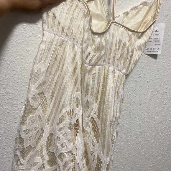 womens lace romper xs small white cream shorts light thin nwt tt - Picture 7 of 9